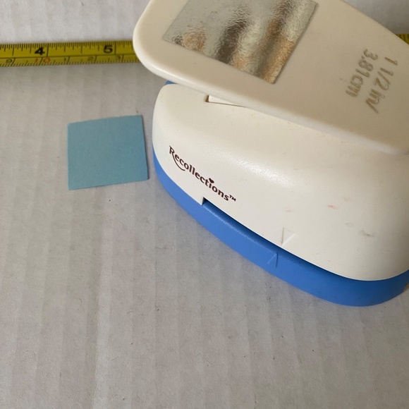 Recollections Square Punch - Picture 3 of 4